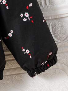 Tween Girl Floral Print Warm Hooded Jacket - Black - View 5