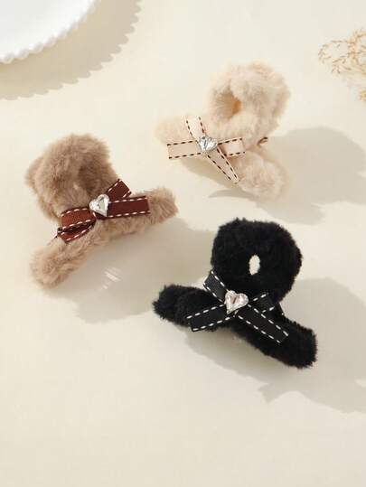 1pc Fashionable Fluffy Heart Shaped Hair Claw Clip, Elegant Fuzzy Hair Claw For Autumn/Winter Winter Hair Accessories Fashion Hair Clutch Hair Clips