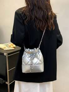 女士链条肩带水桶包，时尚单肩包