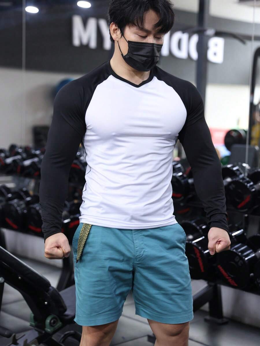 男士压缩长袖衫 - 圆领,弹力面料,适合户外、健身房、跑步、训练、运动服、健身等场合 - 黑與白 - 查看 1