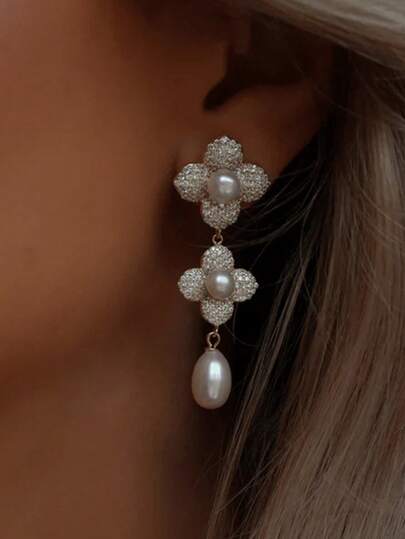 2 件优雅珍珠花耳环，适合正式礼服，女士时尚珠宝配饰
