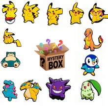 Hebilla de zapato de Pikachu enviada al azar, adecuada para juegos de rompecabezas DIY de niños y niñas, juegos de anime de dibujos animados, útiles escolares, también adecuada como regalo de Navidad y cumpleaños. Juguetes de personajes de anime adecuados para niños y niñas