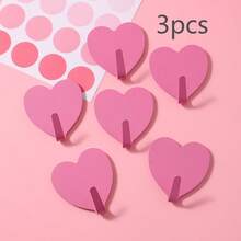 3 piezas Ganchos decorativos de pared en forma de corazón rosa. No se necesita perforación. Perfecto para la decoración de la habitación de una niña. Estilo minimalista. Se puede usar para colgar llaves, abrigos, toallas, sombreros, joyas, paraguas, etc. Adecuado para la sala de estar, dormitorio, oficina, decoración del hogar, decoración de la habitación, decoración de pared, regalo de cumpleaños/graduación.