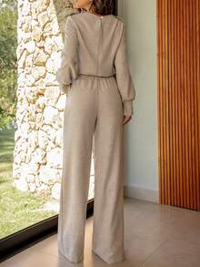 ANCHOSE Damen Business-Casual Set mit Schulterriemen, Knopfdekor Langarmoberteil und weiter Hose, Herbst