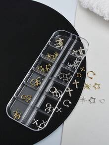 12 griglie, 36 pezzi, forniture per arte di unghie punk gotica 3D, inclusi stelle di riso, stelle a cinque punte, anelli di perle semisferiche, stelle di miglio e altri stili misti, decorazione per unghie adatta per ragazze per nail design fai-da-te