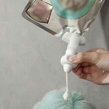 可重复灌装的沐浴露分配器，带挤压泵，悬挂式补充瓶带挂钩，流量控制，适用于浴室洗发水和沐浴露替换容器 - 彩色 - 查看 5