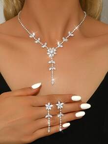 3pcs Elegant & Fashionable Jewelry Set, Includes Pendant Necklace, Earrings Decorated With Sparkling Rhinestones, Suitable For Brides, Bridesmaids, And As Holiday Gifts