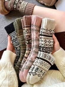 1双/5双女士新款秋冬厚款保暖复古几何图案袜子，男女情侣款，时尚百搭中筒袜