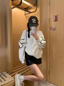 13-16 岁女孩蝴蝶结条纹运动衫，甜美别致的校园风格，蝴蝶结袖子细节，舒适百搭