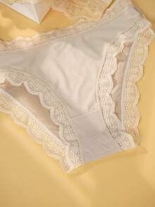 4pcs Women's Underwear, 2025 New Breathable Soft Cotton Panties, Solid Color Mid-Rise Ladies Briefs, Lace Patchwork Sexy Smooth Sports Underwear, Simple Women's Lingerie