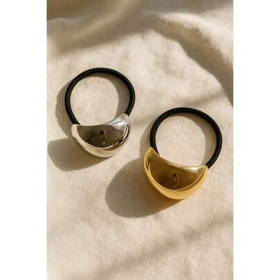 Laço Eclipse – Hair Tie com Detalhe Metálico Dourado e Prateado ✨