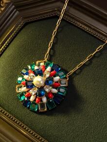 Un collar de diseño 3D con capas de girasol estilo vintage europeo y americano, único, elegante, lujoso, joyería de moda de alta gama, adecuado para uso diario, fiestas, galas y eventos de celebración