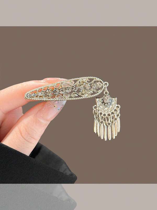 1 pieza Nuevo Clip de pelo con borlas de estilo chino retro, Clip de flequillo lateral de alta gama, Accesorio de pelo de metal bohemio, Otoño/Invierno, Pinzas de garra