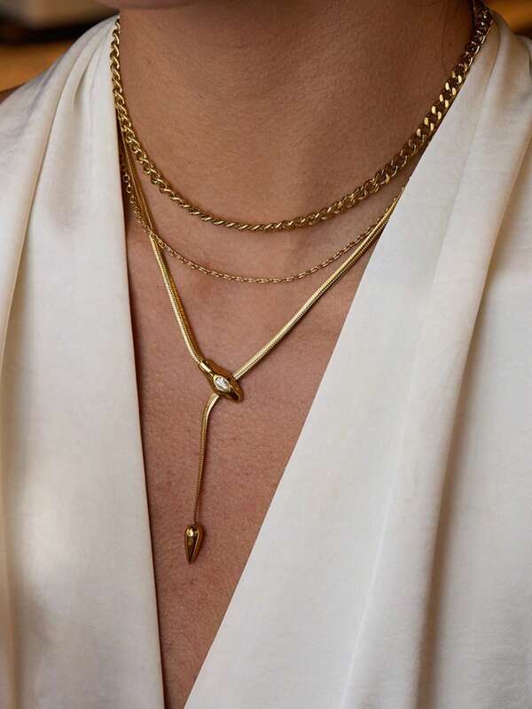 Collar de hueso de serpiente con circonita de alta gama y moda, cadena ligera y de lujo para la clavícula en forma de serpiente, accesorio de cadena para suéter para mujeres