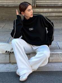 Livesso Women's Color Block Stand Collar Sweatshirt With Letter Print And Embellished Trim,Long Sleeve Tops Fall,Winter - Black - View 2