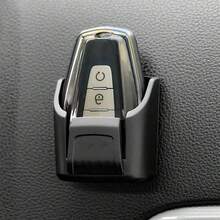 Organizador de llaves de coche de material de PVC con ranura para control remoto - Estante de almacenamiento negro duradero para organizar llaves de coche, tarjetas y accesorios - Se ajusta al tablero y la consola central, soporte para control remoto | Organizador de llaves moderno | Estante de almacenamiento de plástico resistente - Negro - Ver 6