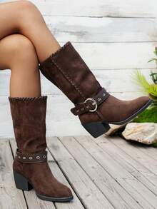 Botas Country Femininas, Novo Estilo de Outono/Inverno, Cor Amarelo-Marrom, Moda Bico Fino, Bordado, Salto Grosso Cano Médio Tipo Puxar Botas Country