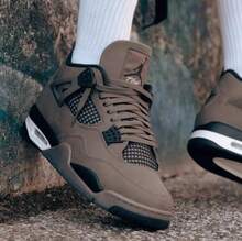NIKE Men's Air Jordan 4 Retro Brown Athletic Basketball Shoes FV5029-200