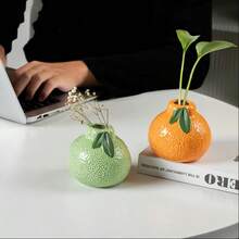1 pièce Vase en céramique réaliste en forme d'orange, vase décoratif en céramique exquis avec une surface lisse et des couleurs riches, décoration de table compacte et élégante pour le salon, la salle à manger, le bureau, le hall d'entrée