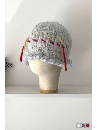 1 st. lös passform, enfärgad stickad mössa, varmt hörselskydd, överdimensionerad, lös, lämplig för kvinnor på vintern