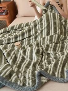 1 件条纹提花边天鹅绒毛绒保暖厚毯，柔软亲肤，多尺寸多用途，适用于办公室、客厅、卧室