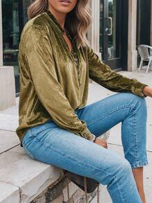 1pcs Casual Velvet Ruffle Stand Collar Pullover Shirt, Ruffle Cuffs, Button Half-Open Placket, Very Suitable For Autumn And Winter Season, Machine Washable Autumn And Winter - 橄欖綠 - 查看 3
