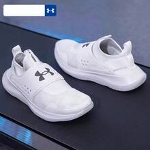 Under Armour Runplay 男士舒适柔软弹性透气轻便运动鞋，健身训练跑步鞋，一脚蹬款式，建议选购大一码。 - 白色 - 查看 7