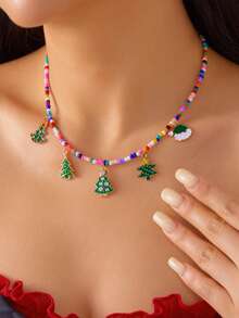 1 buc Lanț Reglabil din Aliaj cu Mărgele din Lut Polimeric, Colier cu Pandantiv de Crăciun cu Mai Multe Straturi, Moș Crăciun, Brad de Crăciun, Om de Zăpadă - Colier la Modă și Versatil pentru Femei, de Crăciun, Sărbători, Petrecere, Evenimente, Bijuterii Choker - Cadou (Culoare Aleatoare)