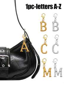 Portachiavi asimmetrico dorato con lettere dall'A alla Z, design semplice, texture, accessori per borse, alla moda e con texture, adatto come portachiavi per auto, portachiavi da donna, ciondolo per borse, accessori estetici per studenti e amanti del kawaii - zaini, portafogli, telefoni cellulari, borse regalo e uso scolastico quotidiano. Portachiavi per auto, regali per famiglia e amici, regali di compleanno, regali per insegnanti, regali di Ognissanti, regali di Pasqua