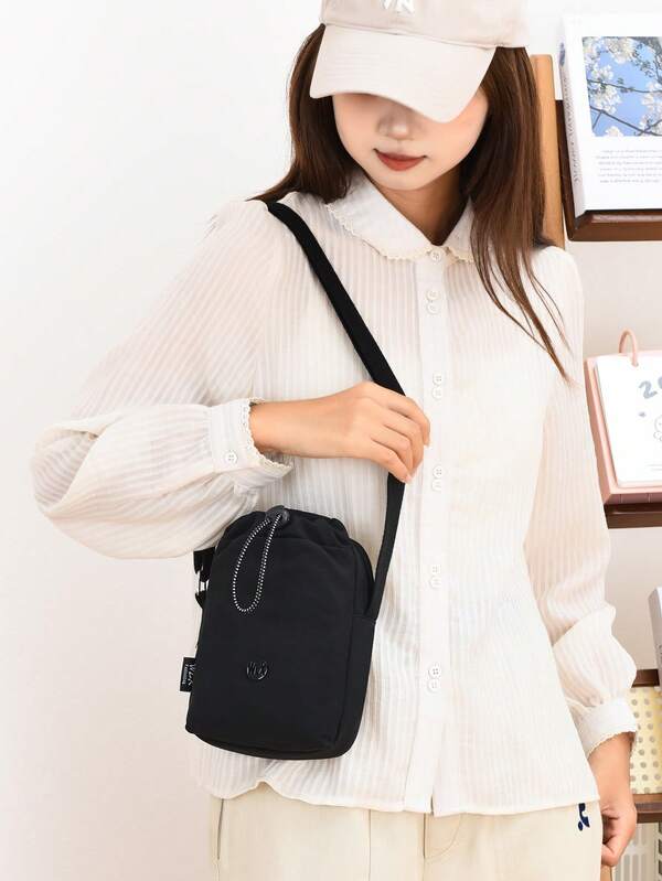 Veelar Stylish Versatile Outdoor Phone Bag, Fashionable Lightweight Casual Travel Water Bottle Bag, Waterproof Classic Women Crossbody Purse