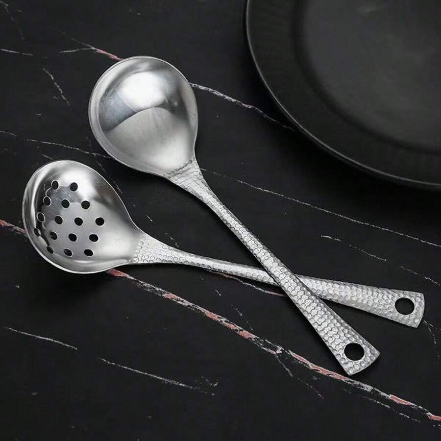 1 pieza Cucharón multiusos de acero inoxidable con textura martillada, colador - Diseño de boca ancha y gruesa, fácil de servir, mango ergonómico, herramienta duradera de cocina y comedor, apta para cocinar, olla caliente, servir platos, gachas