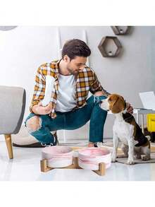 Bát ăn cho mèo/chó bằng gốm sứ có chân đế gỗ chống trượt, bát đựng thức ăn và nước uống cho thú cưng có chân đế cao, bát ăn tròn cho thú cưng, có thể rửa bằng máy rửa chén, dễ dàng vệ sinh. - Màu Hồng baby - Xem 3