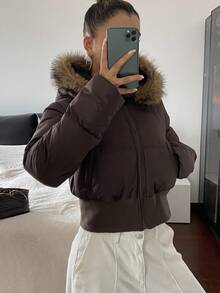 Livesso Casaco feminino acolchoado de algodão com capuz e acabamento fofo, jaqueta de inverno - Castanho Café - Ver 7