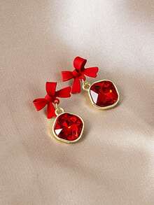 1 Paio di orecchini a fiocco rosso di design di nicchia minimalista, orecchini retrò di lusso ed eleganti adatti per le donne, San Valentino, matrimonio, uso quotidiano, festival