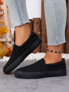 Paar Leinenschuhe, Schlupfschuhe, Walkingschuhe, modische, vielseitige, klassische Leinenschuhe