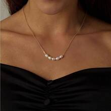 Dainty Pearl Pendant Necklaces For Women 14K Gold Plated Handmade Layered Pearl Chain Necklace Delicate Layered Freshwater Pearl Necklace Everyday Jewelry Gift