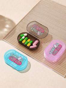 1 Oval Pill Box With Printed Letters And Purple Medicine Bottle Pattern, Three Compartment Portable Pill Storage Box, Mini Storage Box, Portable Jewelry And Medicine Box, Personalized Creative Gift With Letter Logo, Suitable For Travel, Outdoor Activities, Bags, Pockets, Unique Design Decorative Travel Storage Box, Medicine Storage Box