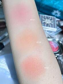 GIRLCULT 2.6克/0.09盎司 Emotion腮红 P27 混合色，色彩鲜艳，打造健康阳光亲吻般的妆容，持久一整天。易于晕染，提亮肤色，粉质细腻柔滑，包装优雅，是馈赠亲友的理想之选。 - P27 Mix - 查看 4