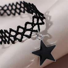 1pc New Elegant Fashion Pentagram Necklace, Versatile Delicate Necklace, Christmas Gift - Black Five-pointed Star - View 2
