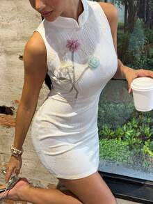 Faeriesty Elegant Women's New Chinese Cheongsam: Chic Small Mandarin Collar, Sleek Sleeveless Cut With Exquisite Floral Accents – Perfect For Formal Galas, Wedding Receptions, Charity Fundraisers, Luxury Dinner Parties, And High-End Corporate Events. - Dusty Pink - View 1