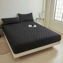 1 pieza Protector de colchón impermeable negro, Sábana ajustable de color clásico (se ajusta a colchones de hasta 30 cm), Capa superior de fibra sintética, Capa inferior de membrana impermeable de TPU acolchada, Relleno de fibra de poliéster, Bloquea el pelo de las mascotas, Adecuado para el cuidado de ancianos (1 pieza de protector de colchón solamente, sin funda de almohada ni almohada incluida)