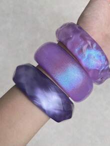 1件新款时尚夸张紫粉色多色闪光树脂手链，不对称波浪极简几何叠戴手镯，送给女朋友的礼物，适合派对、婚礼、工作、旅行、海滩、夜店等场合（请在购买前查看尺码表，此款尺码偏小，高品质，内径：60-63毫米） - 彩色 - 查看 11