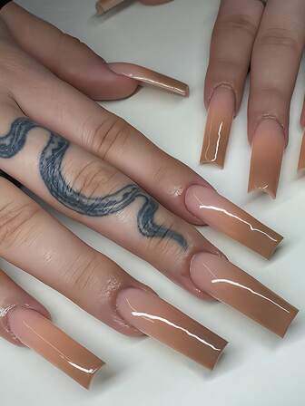 用 24 件中方形假指甲表达您的爱意，优雅的棕色粉色渐变假指甲，时尚的咖啡棕色渐变指甲，全覆盖假指甲，适合女性和女孩，包括美甲沙龙，1 块果冻凝胶和 1 个锉刀果冻凝胶，随机发货