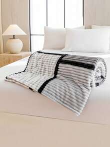 1pc Printed Plaid Flannel Throw Blanket, Multifunctional Cozy Blanket For Nap, Sofa, Office, Camping, Travel, All Season, Christmas & Thanksgiving Gift