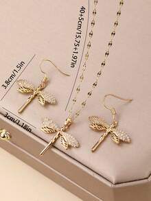 18 Karat vergoldetes Libellen Damen Anhänger Halskette Ohrringe Schmuckset, mit funkelnden kubischen Zirkoniasteinen verziert, Titanstahl Kette, eleganter bohemian Stil Libellen Schmuck für den täglichen Gebrauch und als Geschenk