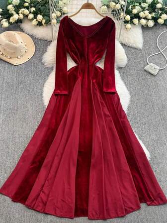 Women's Elegant V-Neck Velvet Party Christmas Wedding Dress