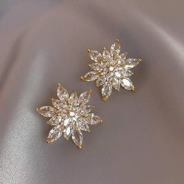 1 Pair Rhinestone Snowflake 3D Flower Stud Earrings, High-End, Autumn/Winter