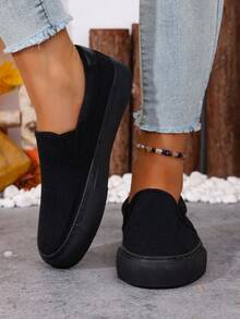 Paar Leinenschuhe, Schlupfschuhe, Walkingschuhe, modische, vielseitige, klassische Leinenschuhe