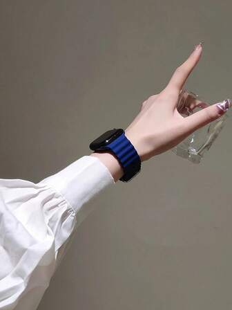 1 件柔软硅胶表带替换件，兼容 38 毫米 40 毫米 41 毫米 45 毫米 44 毫米 42 毫米 49 毫米，透气腕带适用于 Ultra 系列 S10/SE/9/8/7/6/5/4/3/2/1 配件