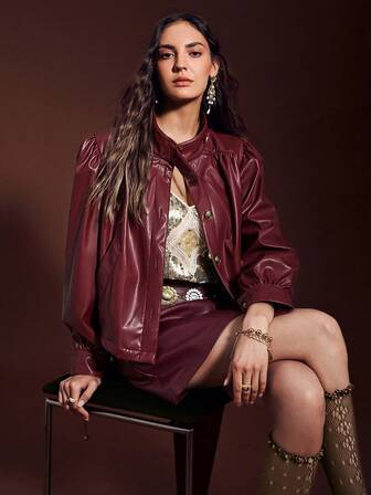 Simplee Veste rouge automne/hiver pour femme, fermeture boutonnée sur le devant, col montant, manches longues plissées, souple, vêtement d'extérieur à la mode idéal pour Noël et le Nouvel An.